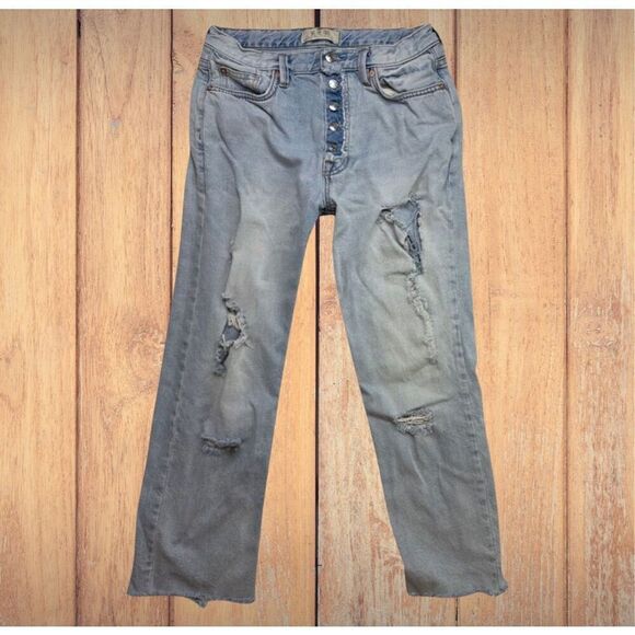 We the Free People Womens Jeans‎ Size 26 Distressed Raw Hem Button Fly Cropped - Picture 1 of 10